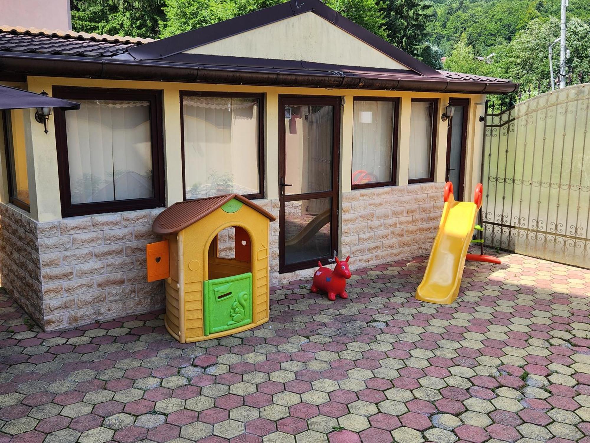 Hotel Vila Dolly Buşteni Exterior foto